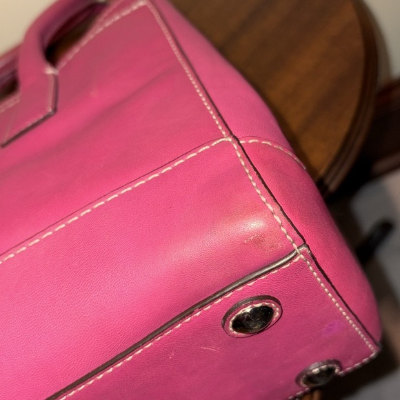 Coach  shoulder bag  thick smooth leather bright pink  Silvertone HW f13675  EUC - Picture 7 of 17